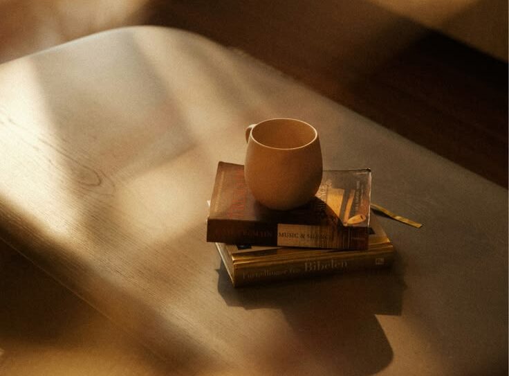 cozy coffee aesthetic | warm morning vibes