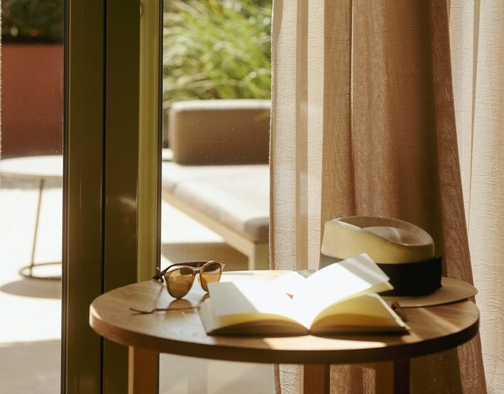 vacation mood in peralada hotel